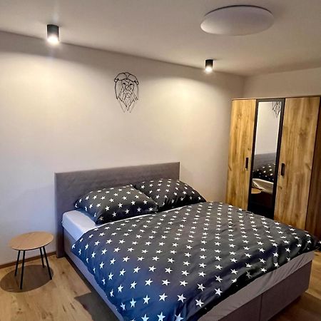 Nikky Appartement Košice Buitenkant foto