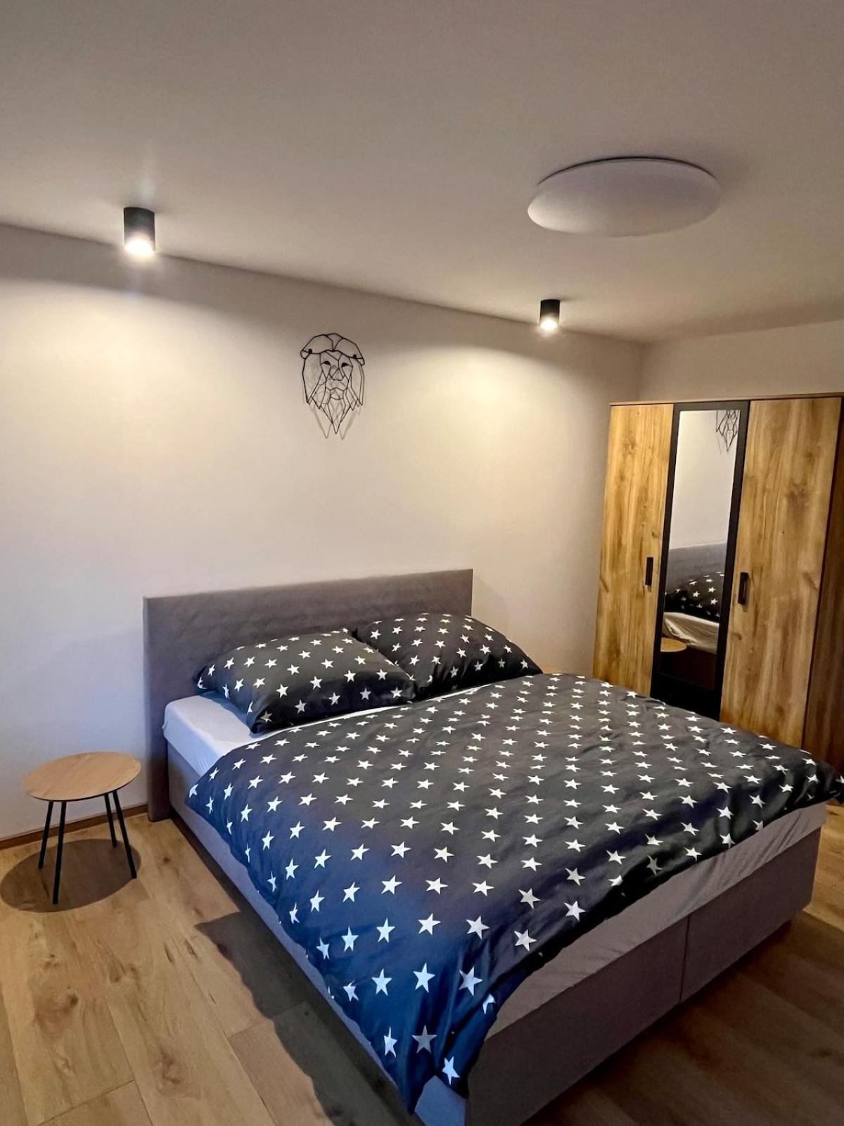 Nikky Appartement Košice Buitenkant foto